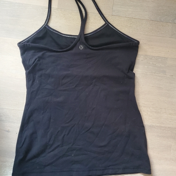 Lululemon Black Power Y Tank Size 8/10 - Picture 10 of 11
